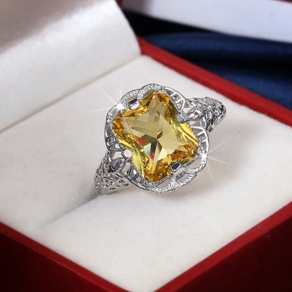 🎀925 Princess Cut Classin Citrine Ring - Picture 7 of 12